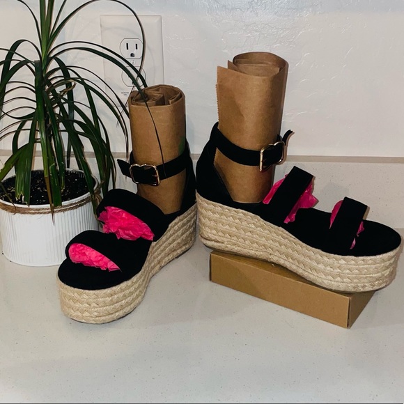 Platform Open Toe Wedges - Picture 3 of 7